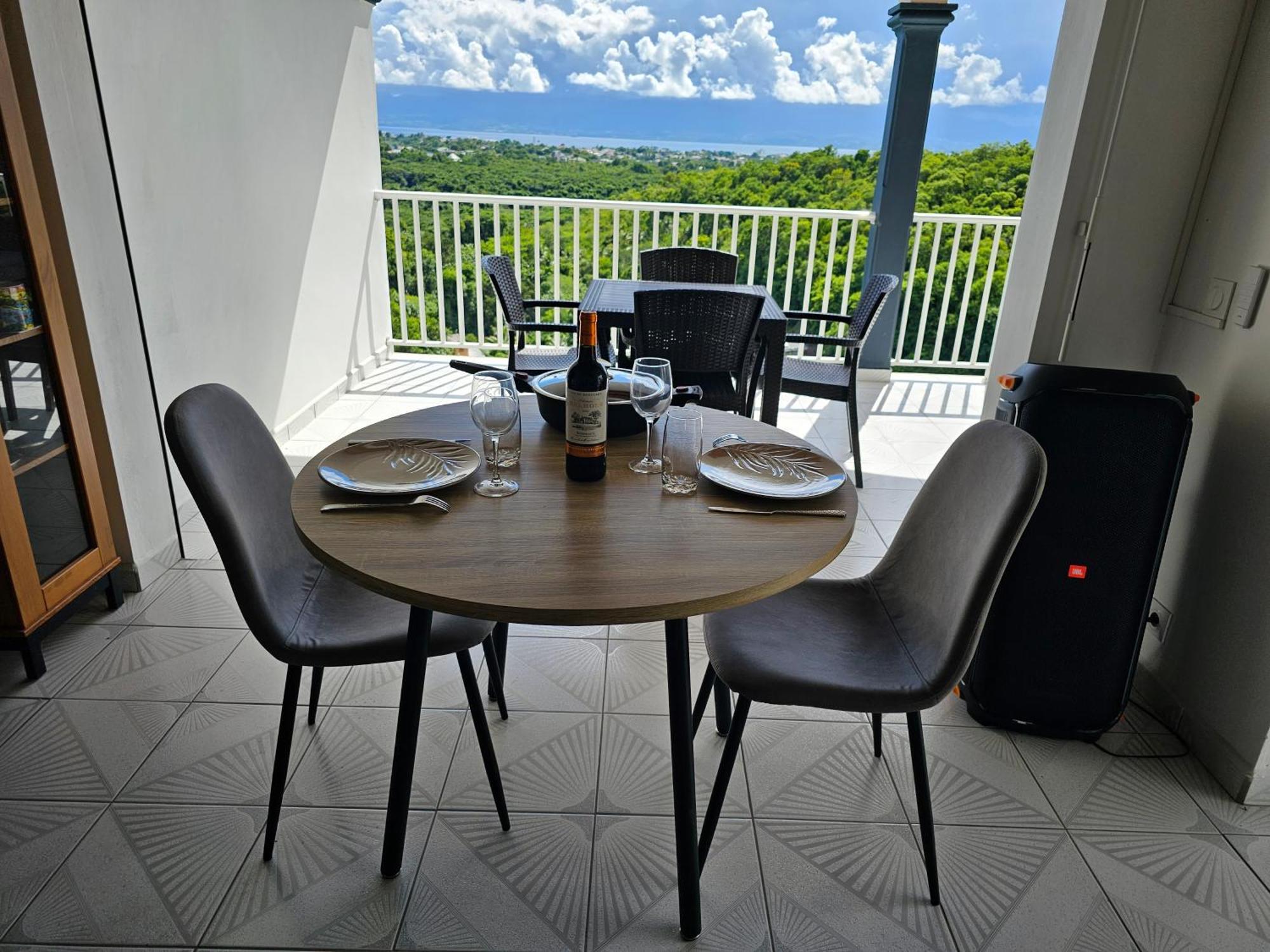 Maison Le Gosier  Luaran gambar